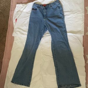 NYDJ Tummy tuck jeans for curves